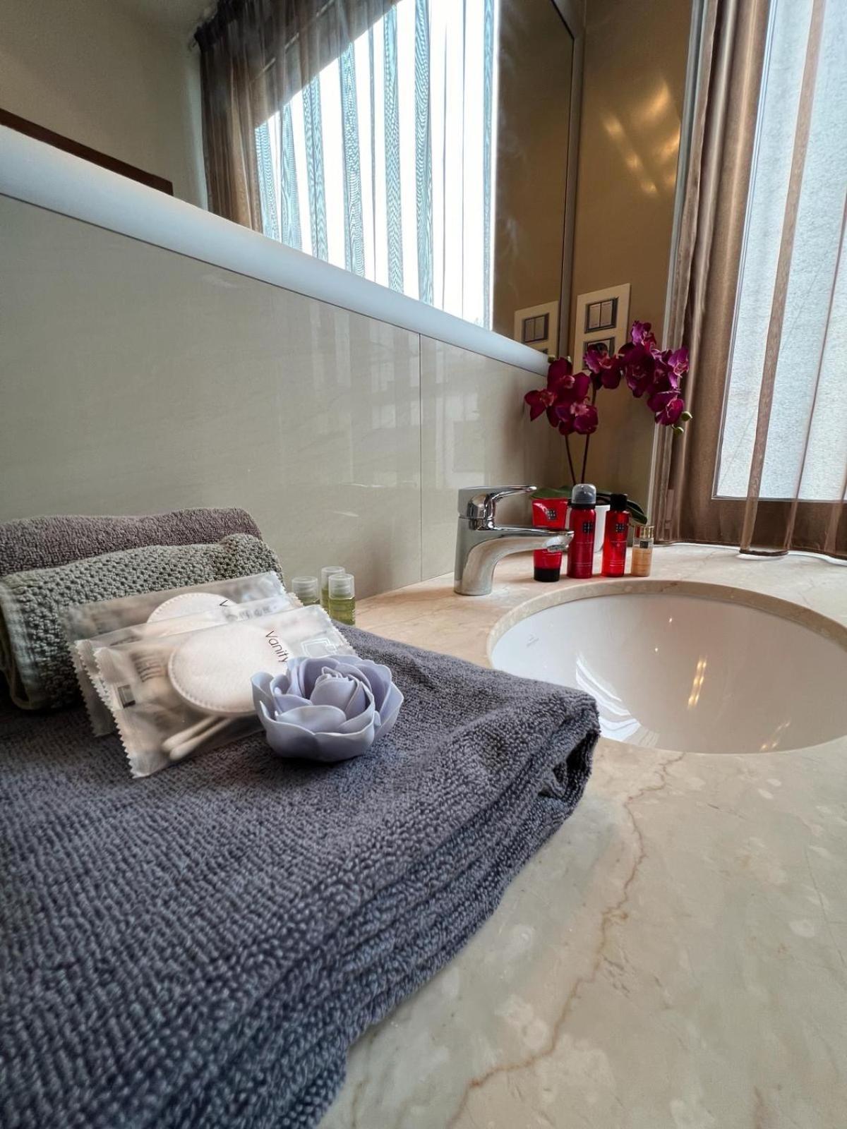 Revon Business Apartment 50 Dunajska ブラチスラヴァ エクステリア 写真