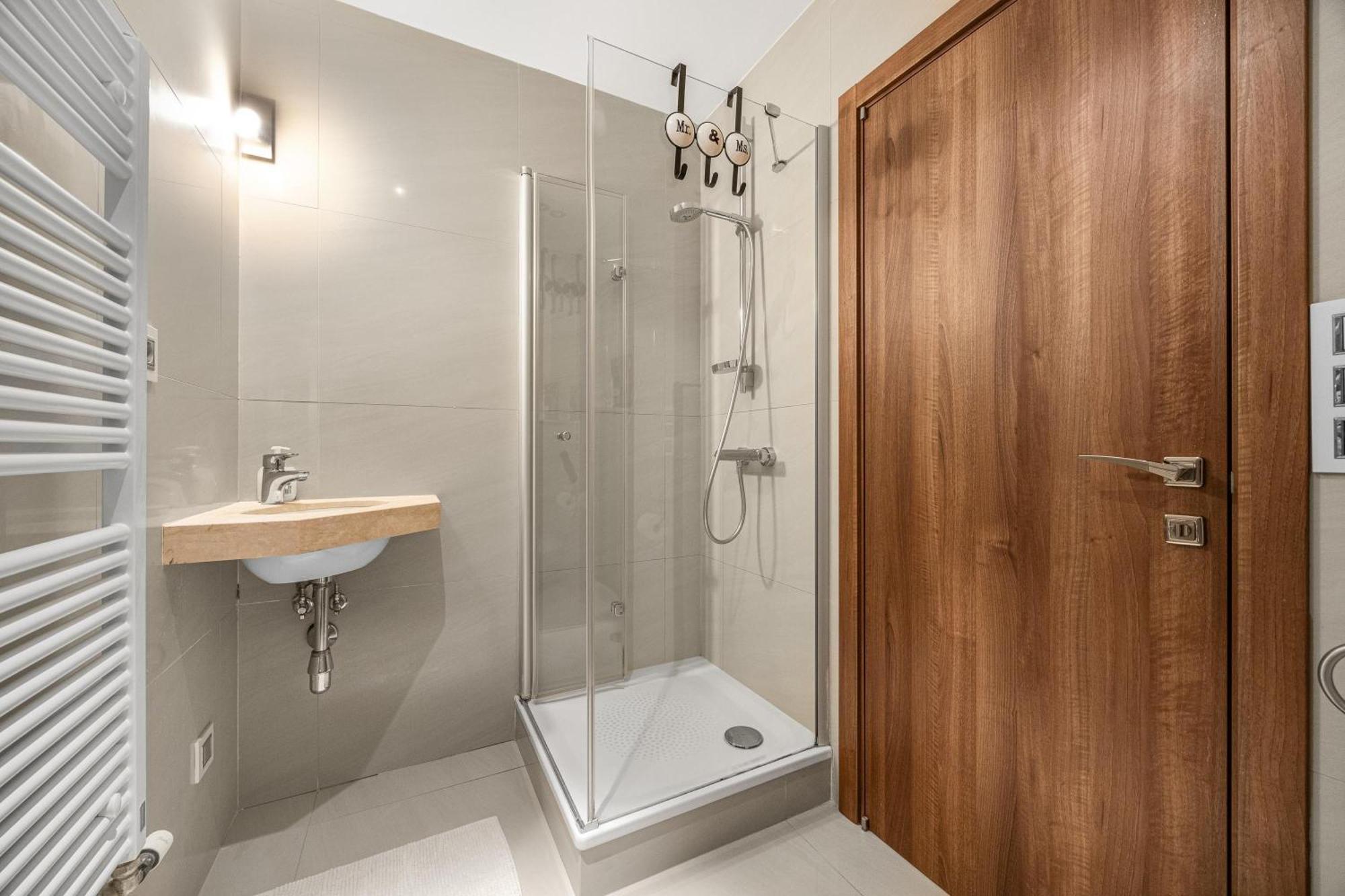 Revon Business Apartment 50 Dunajska ブラチスラヴァ エクステリア 写真